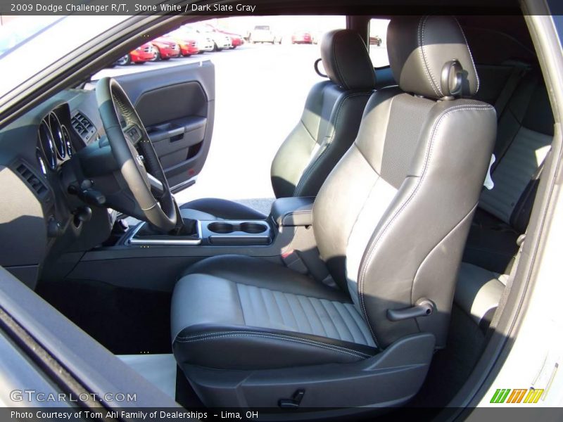 Stone White / Dark Slate Gray 2009 Dodge Challenger R/T