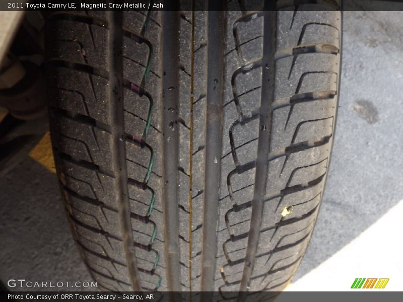 Magnetic Gray Metallic / Ash 2011 Toyota Camry LE