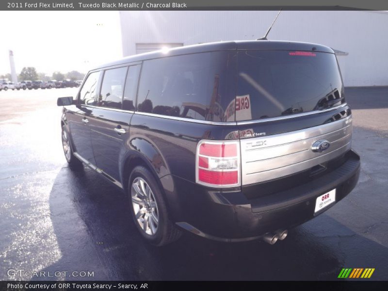 Tuxedo Black Metallic / Charcoal Black 2011 Ford Flex Limited