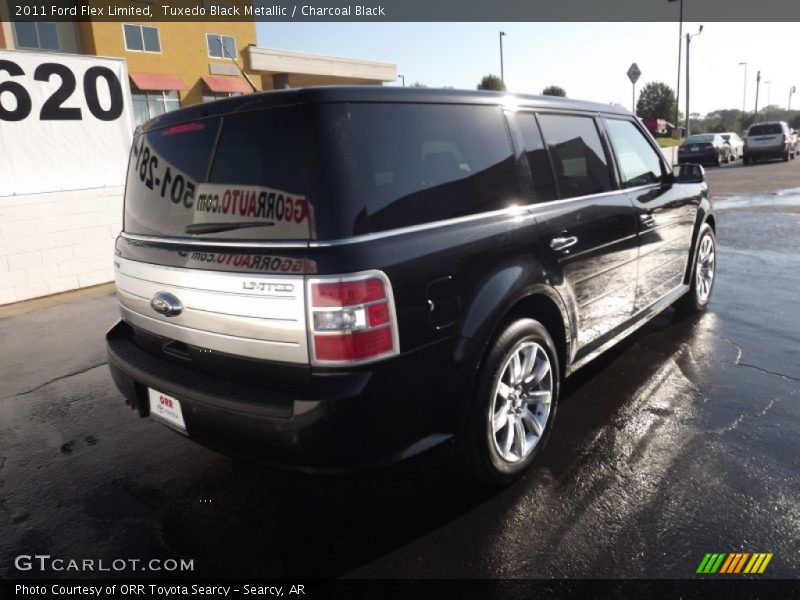 Tuxedo Black Metallic / Charcoal Black 2011 Ford Flex Limited