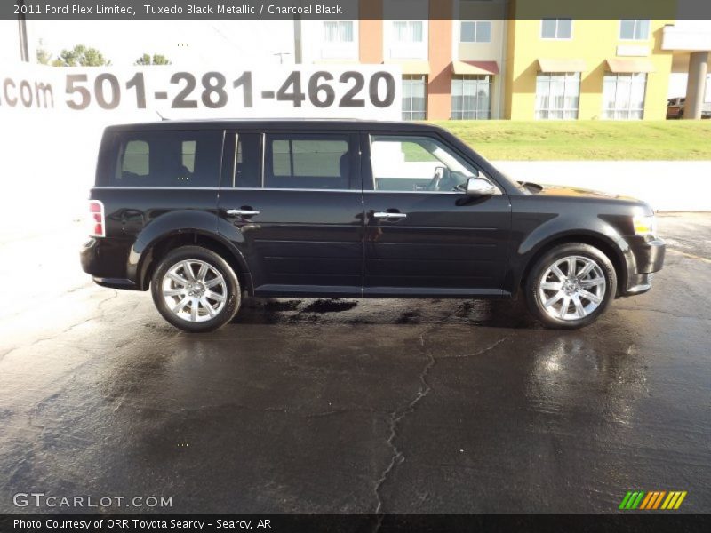 Tuxedo Black Metallic / Charcoal Black 2011 Ford Flex Limited