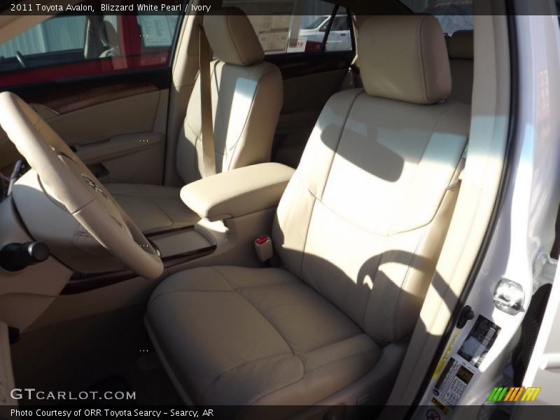 Blizzard White Pearl / Ivory 2011 Toyota Avalon