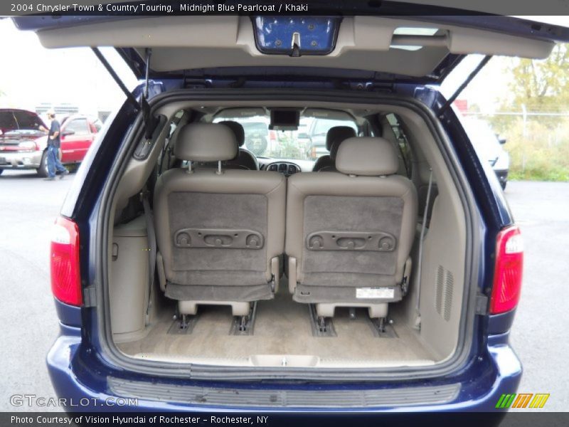  2004 Town & Country Touring Trunk