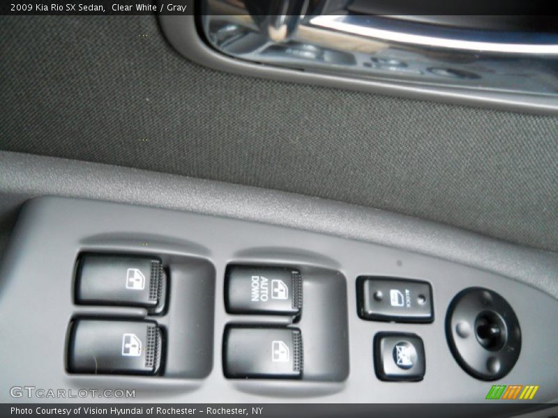Clear White / Gray 2009 Kia Rio SX Sedan