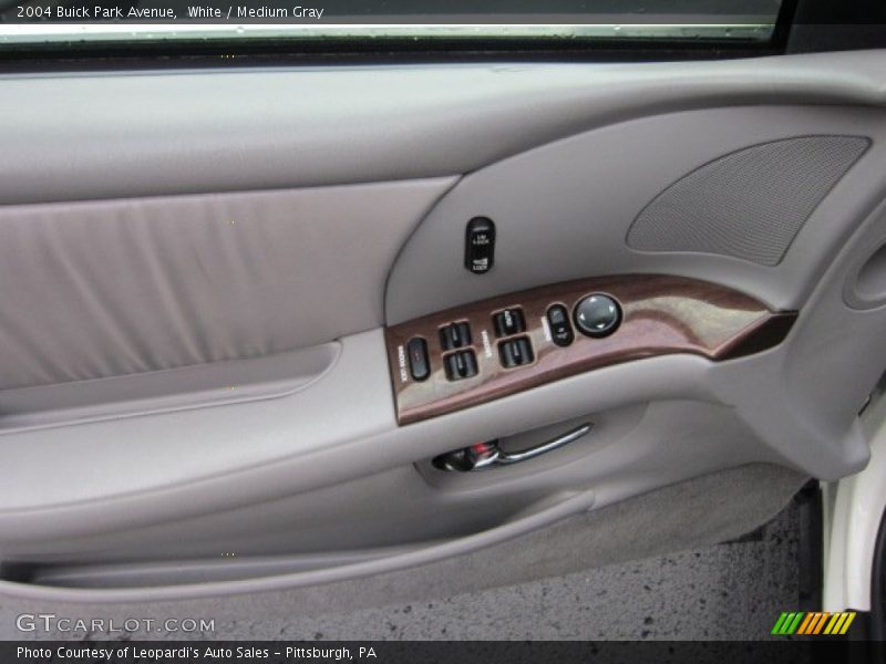 White / Medium Gray 2004 Buick Park Avenue