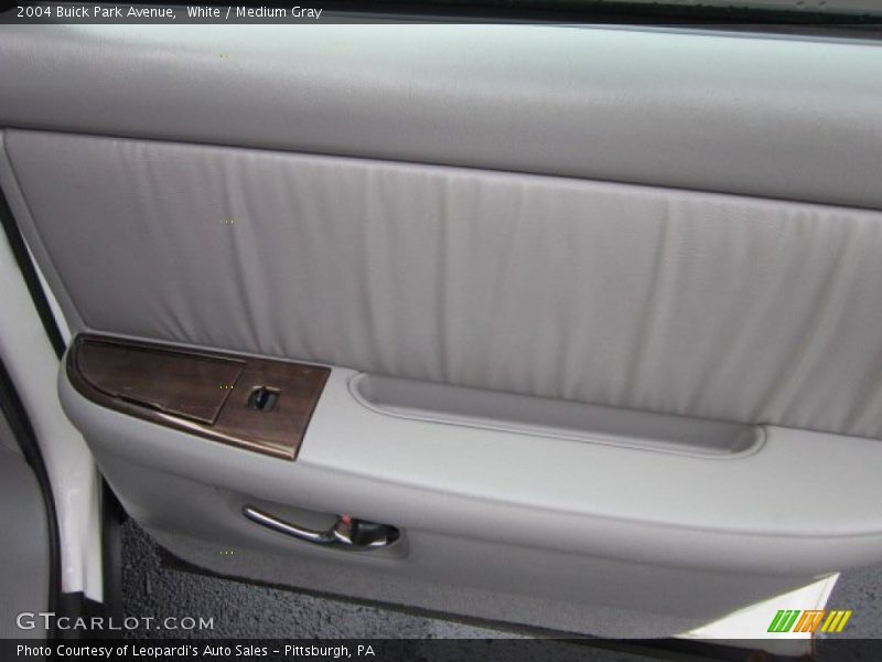 White / Medium Gray 2004 Buick Park Avenue