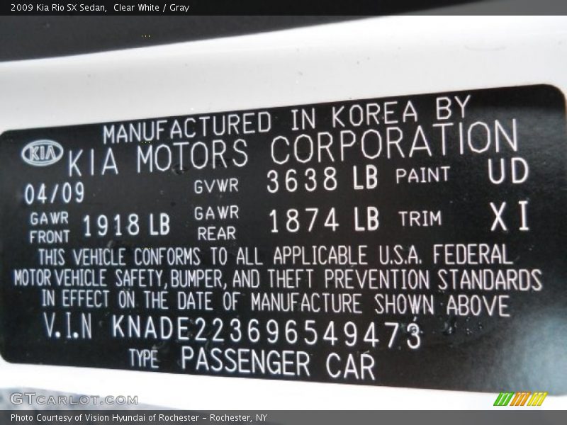 Clear White / Gray 2009 Kia Rio SX Sedan