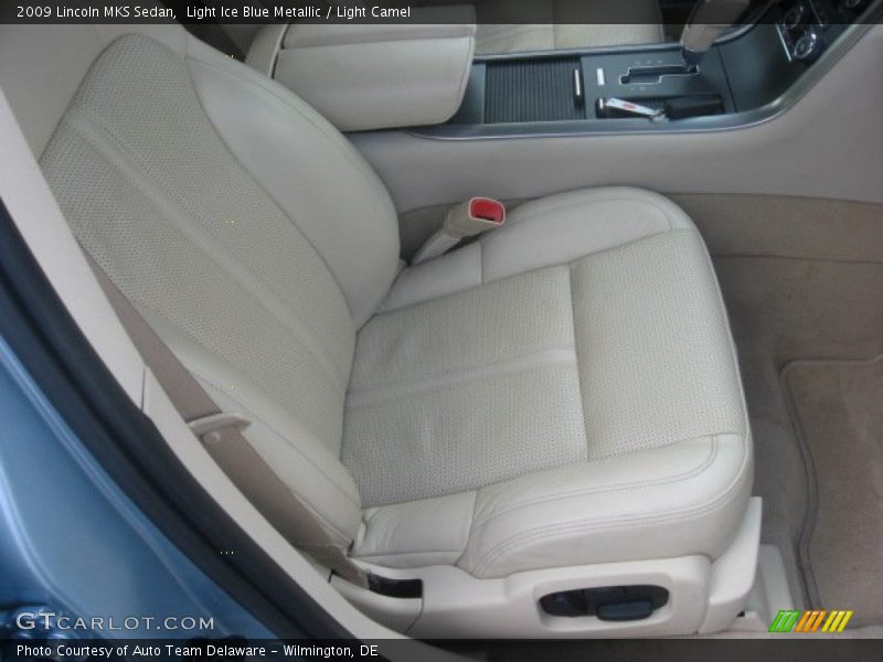 Light Ice Blue Metallic / Light Camel 2009 Lincoln MKS Sedan