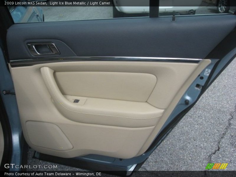 Light Ice Blue Metallic / Light Camel 2009 Lincoln MKS Sedan