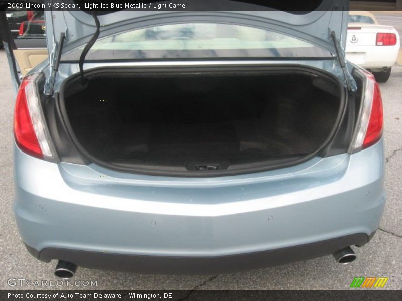 Light Ice Blue Metallic / Light Camel 2009 Lincoln MKS Sedan