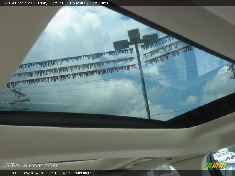 Light Ice Blue Metallic / Light Camel 2009 Lincoln MKS Sedan
