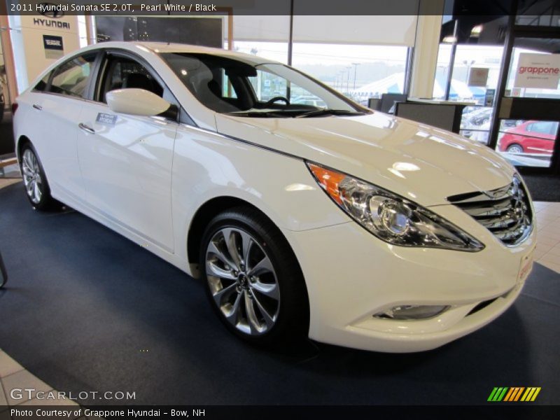 Pearl White / Black 2011 Hyundai Sonata SE 2.0T
