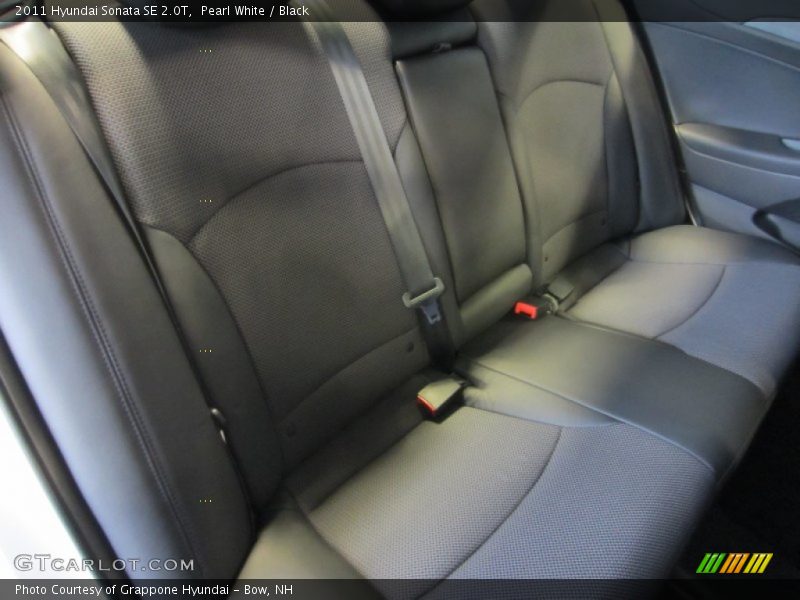 Pearl White / Black 2011 Hyundai Sonata SE 2.0T