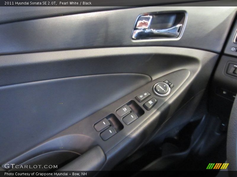 Pearl White / Black 2011 Hyundai Sonata SE 2.0T