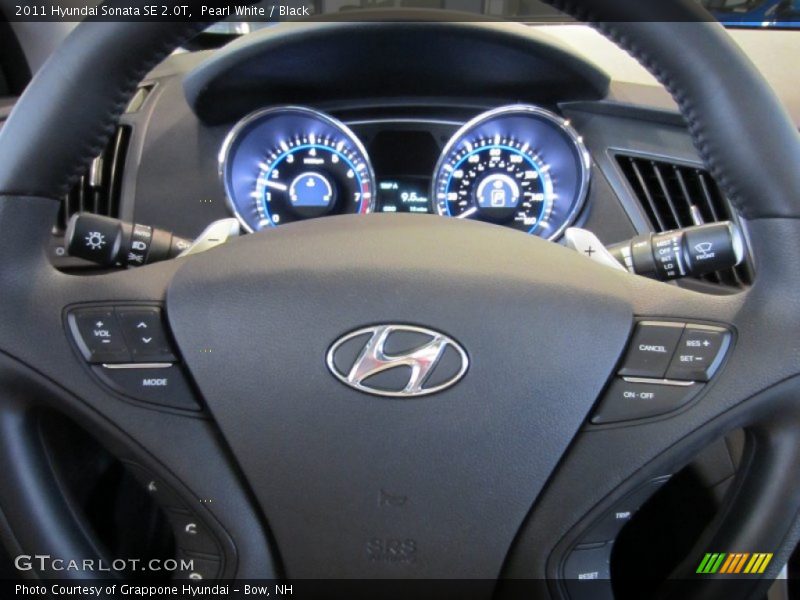 Pearl White / Black 2011 Hyundai Sonata SE 2.0T