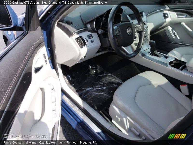 Blue Diamond Tri-Coat / Light Titanium/Ebony 2009 Cadillac CTS Sedan