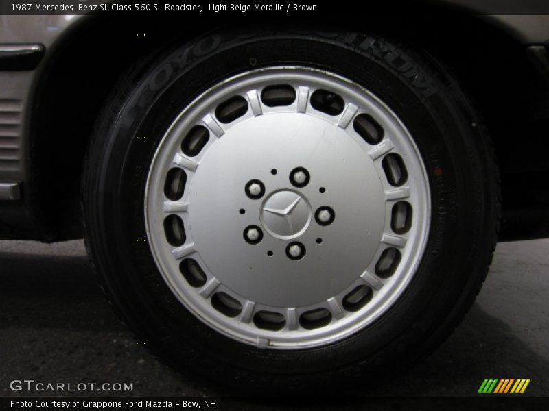  1987 SL Class 560 SL Roadster Wheel