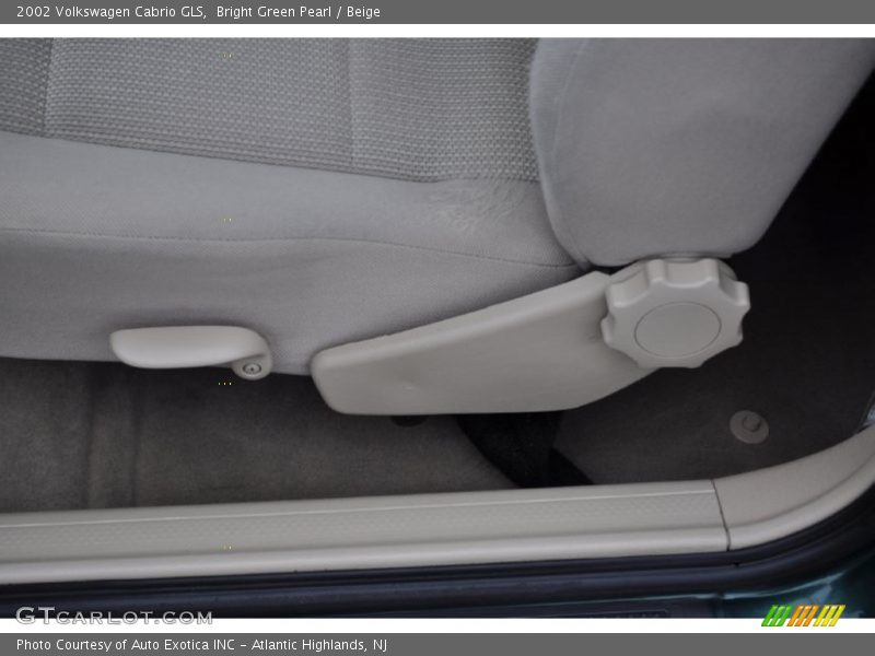 Bright Green Pearl / Beige 2002 Volkswagen Cabrio GLS