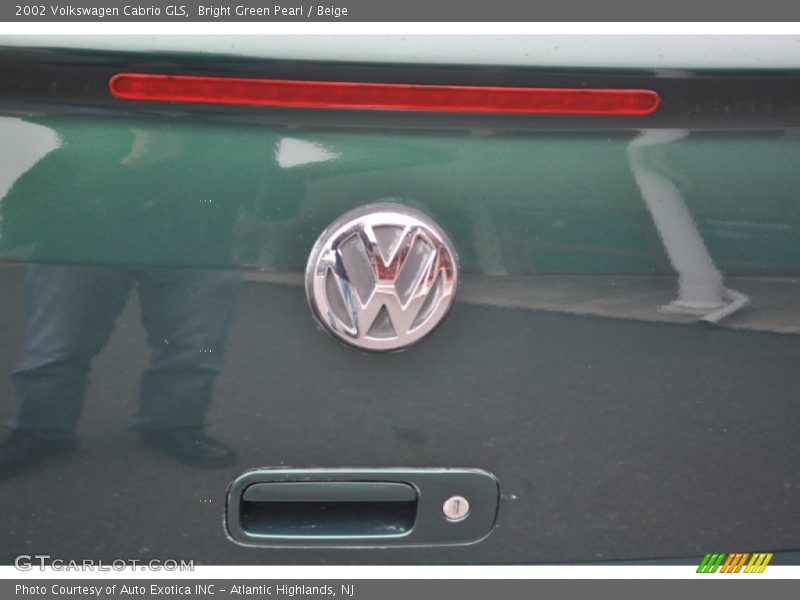Bright Green Pearl / Beige 2002 Volkswagen Cabrio GLS
