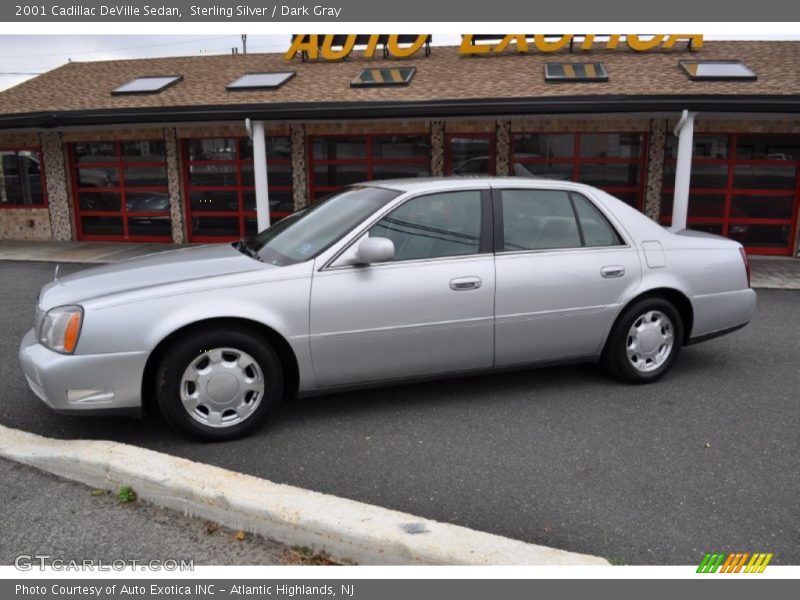 Sterling Silver / Dark Gray 2001 Cadillac DeVille Sedan