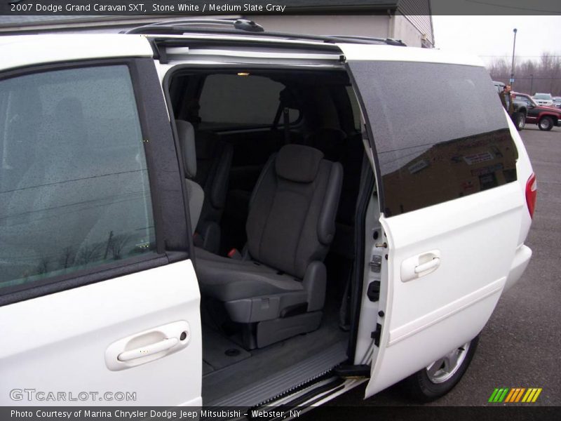 Stone White / Medium Slate Gray 2007 Dodge Grand Caravan SXT