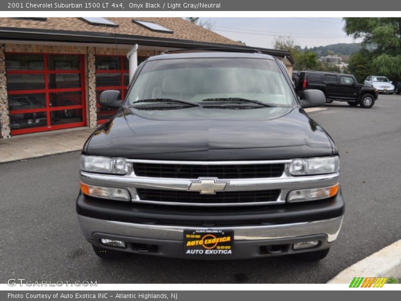 Onyx Black / Light Gray/Neutral 2001 Chevrolet Suburban 1500 LT 4x4