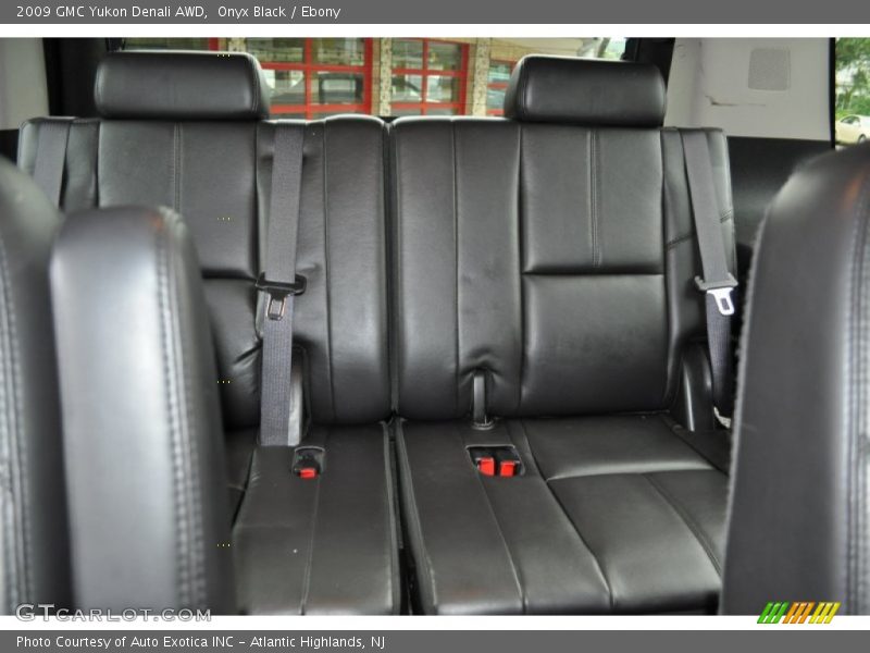 Onyx Black / Ebony 2009 GMC Yukon Denali AWD