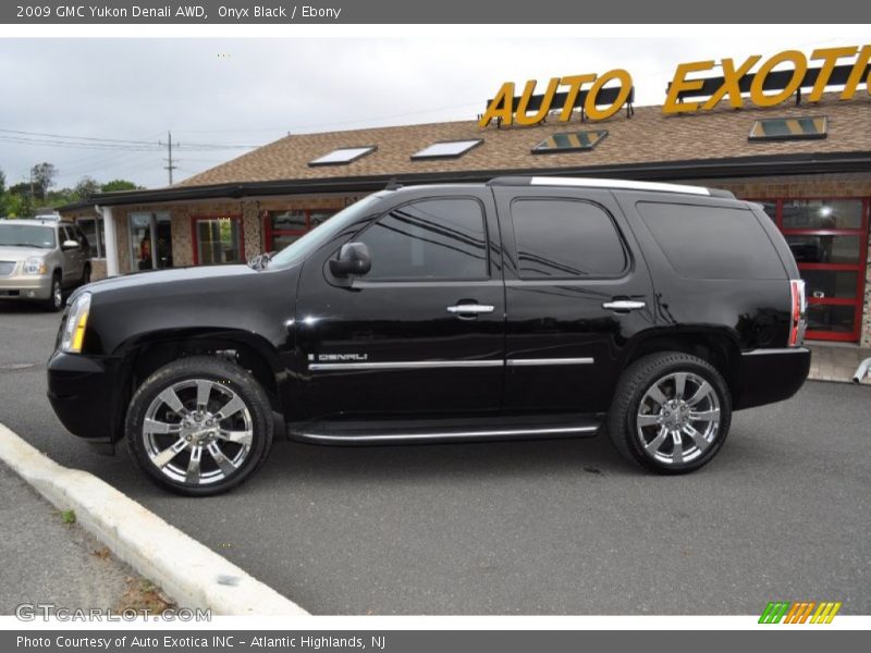 Onyx Black / Ebony 2009 GMC Yukon Denali AWD