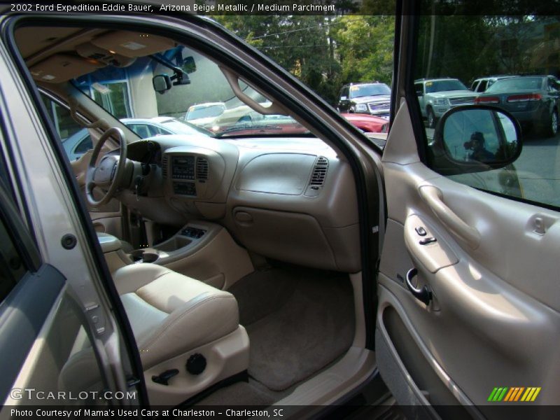 Arizona Beige Metallic / Medium Parchment 2002 Ford Expedition Eddie Bauer