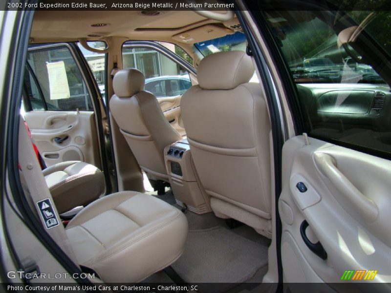 Arizona Beige Metallic / Medium Parchment 2002 Ford Expedition Eddie Bauer