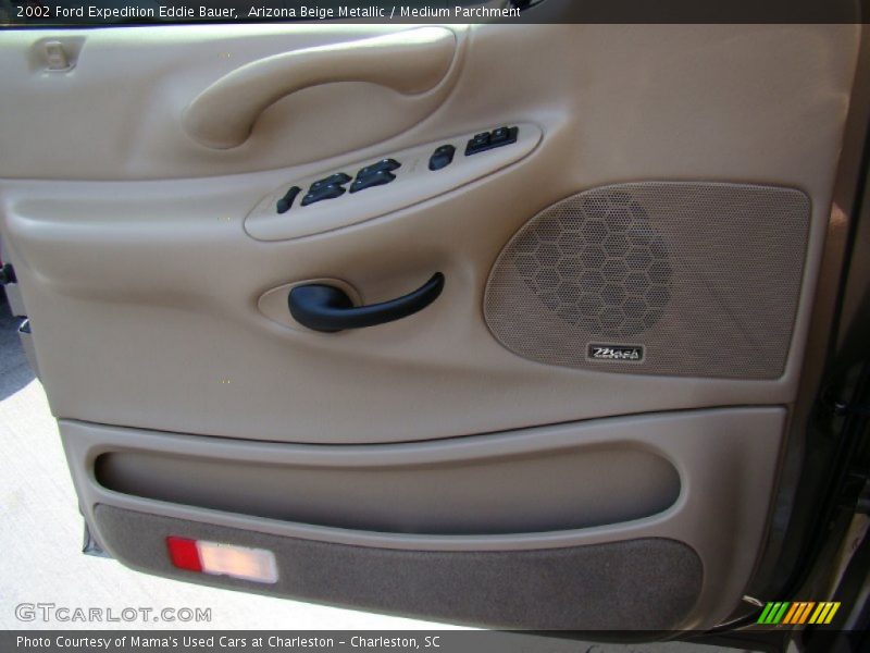 Arizona Beige Metallic / Medium Parchment 2002 Ford Expedition Eddie Bauer