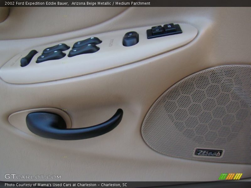 Arizona Beige Metallic / Medium Parchment 2002 Ford Expedition Eddie Bauer