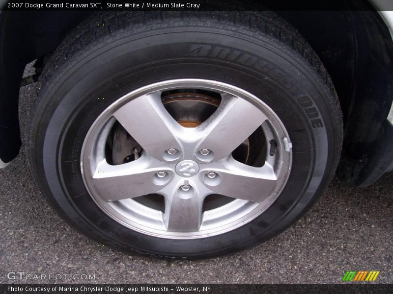 Stone White / Medium Slate Gray 2007 Dodge Grand Caravan SXT