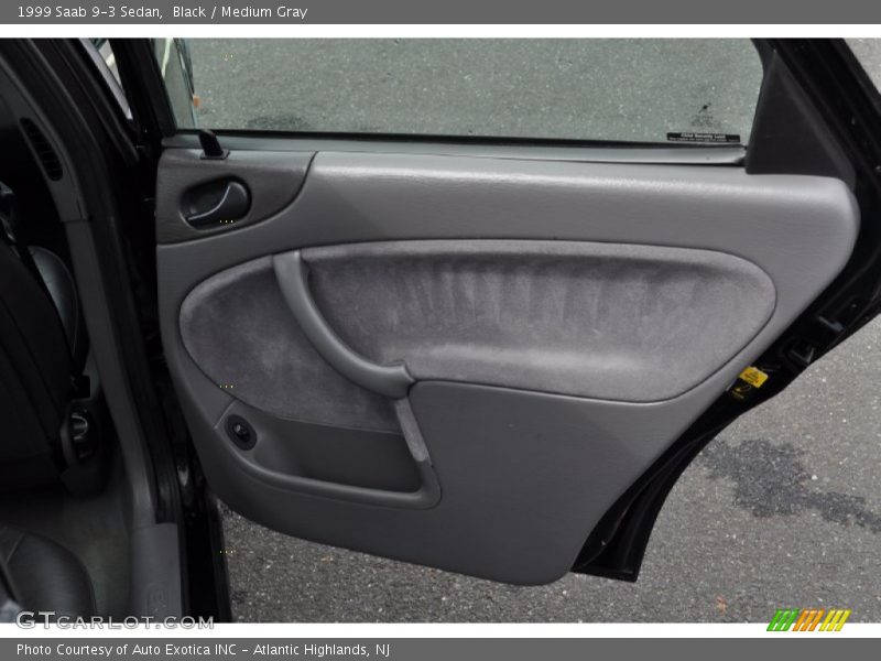 Door Panel of 1999 9-3 Sedan