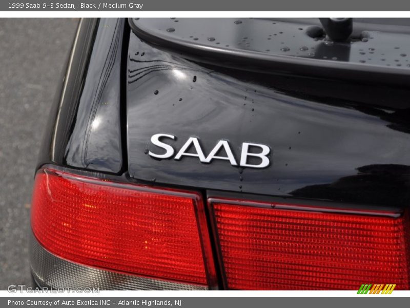 Black / Medium Gray 1999 Saab 9-3 Sedan