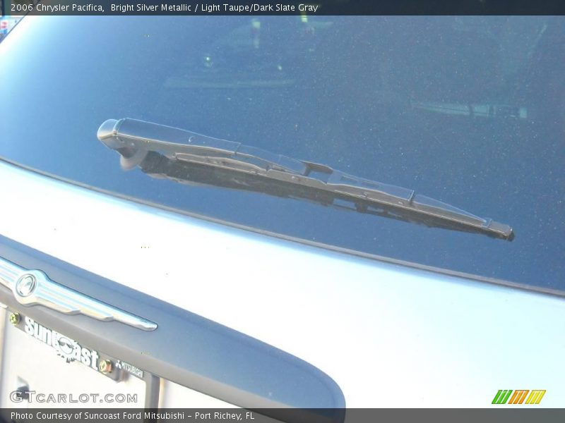 Bright Silver Metallic / Light Taupe/Dark Slate Gray 2006 Chrysler Pacifica