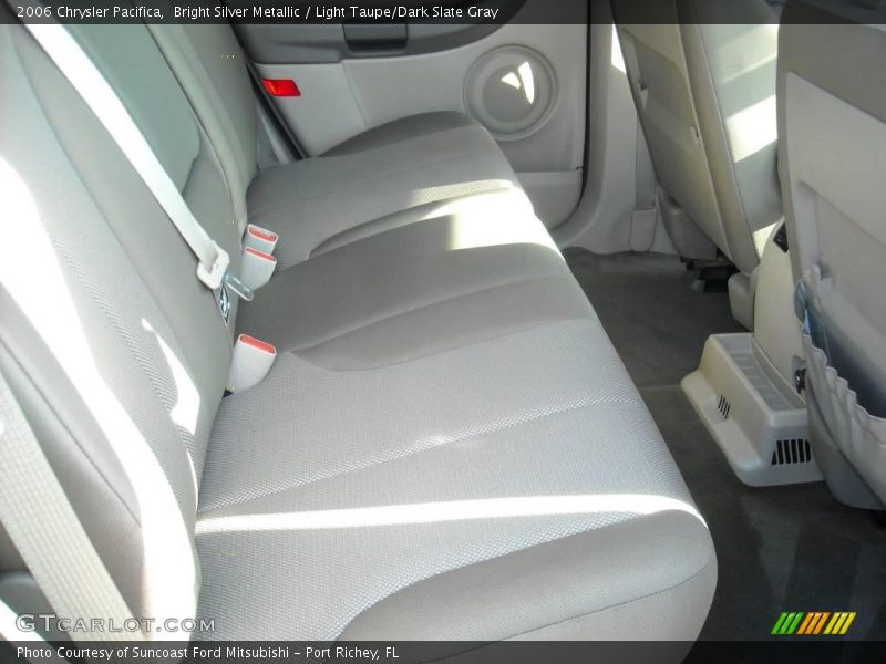 Bright Silver Metallic / Light Taupe/Dark Slate Gray 2006 Chrysler Pacifica
