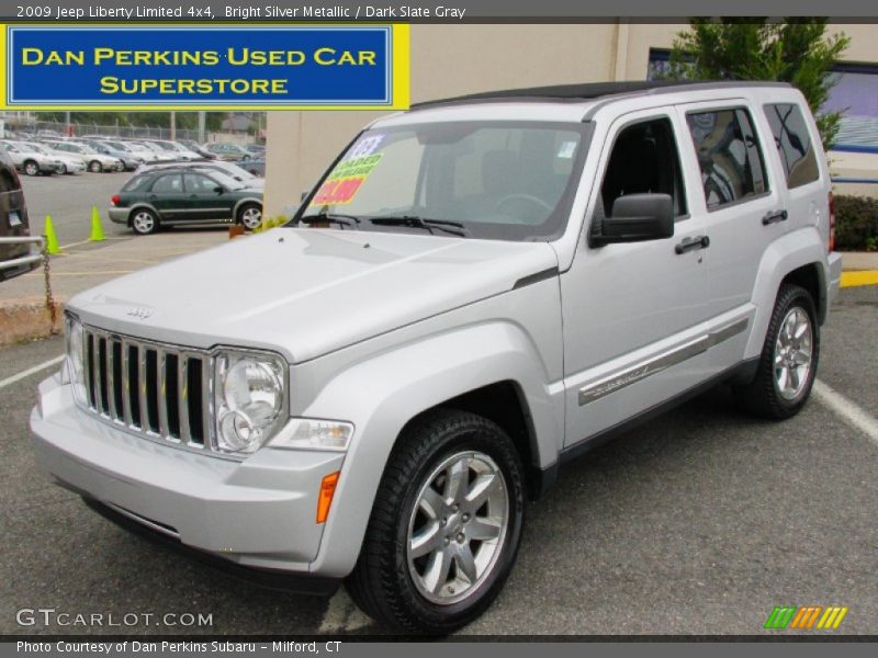 Bright Silver Metallic / Dark Slate Gray 2009 Jeep Liberty Limited 4x4