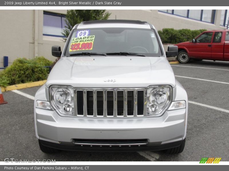 Bright Silver Metallic / Dark Slate Gray 2009 Jeep Liberty Limited 4x4