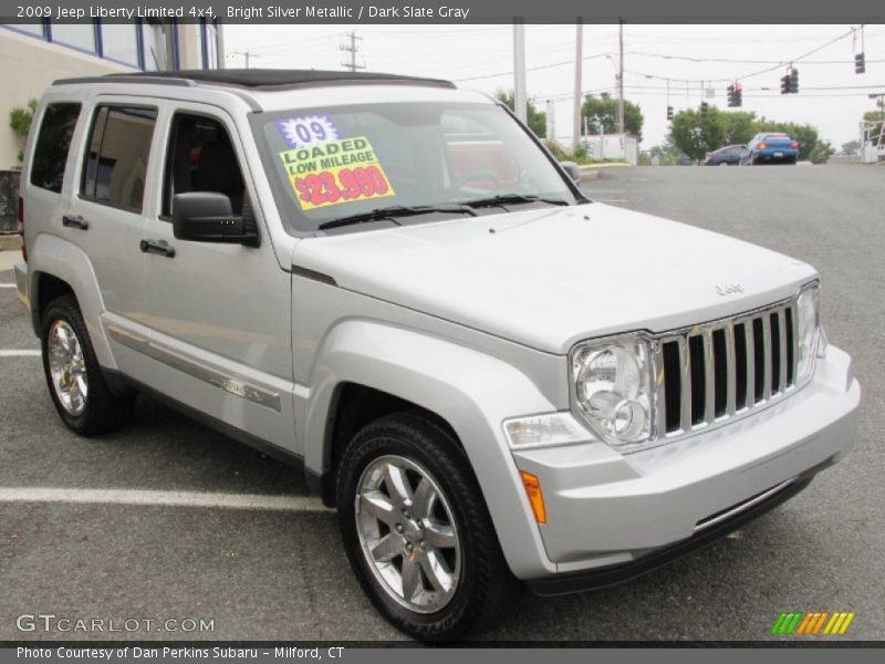 Bright Silver Metallic / Dark Slate Gray 2009 Jeep Liberty Limited 4x4