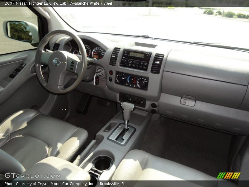 Avalanche White / Steel 2007 Nissan Frontier LE Crew Cab