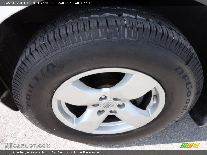 Avalanche White / Steel 2007 Nissan Frontier LE Crew Cab