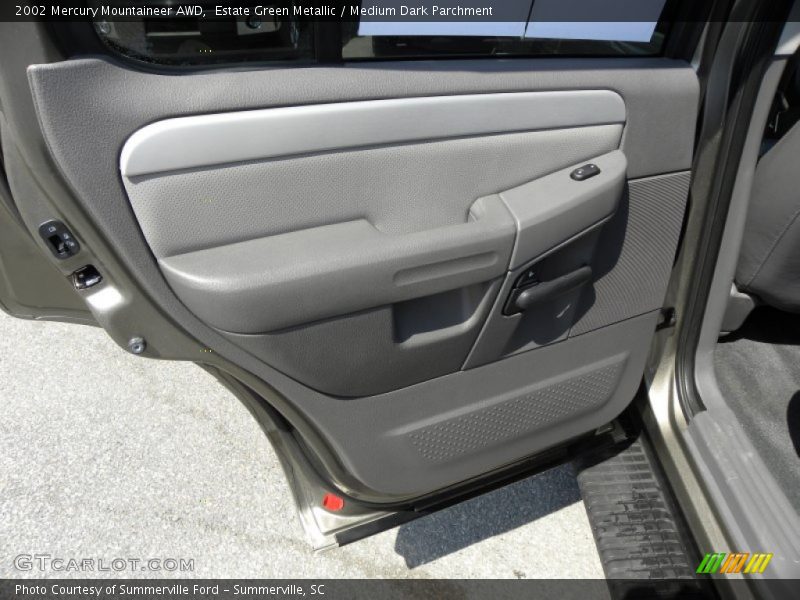 Estate Green Metallic / Medium Dark Parchment 2002 Mercury Mountaineer AWD