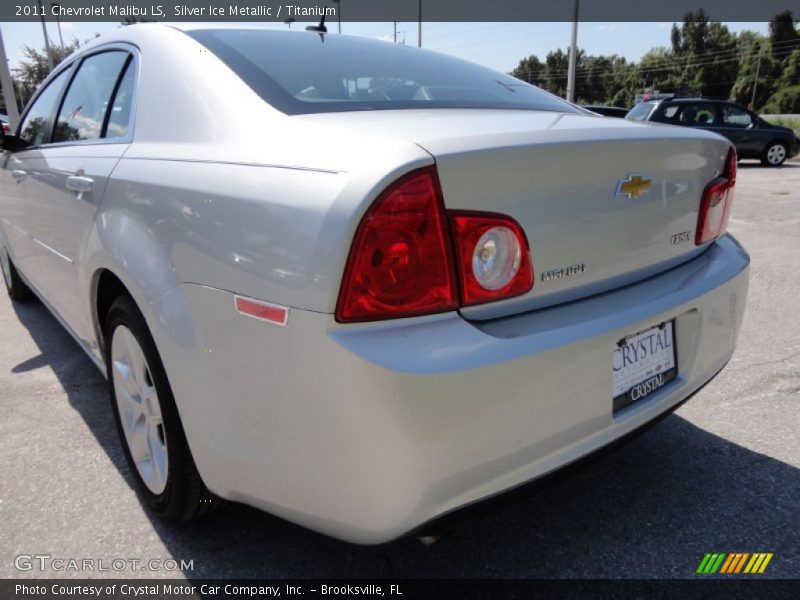Silver Ice Metallic / Titanium 2011 Chevrolet Malibu LS