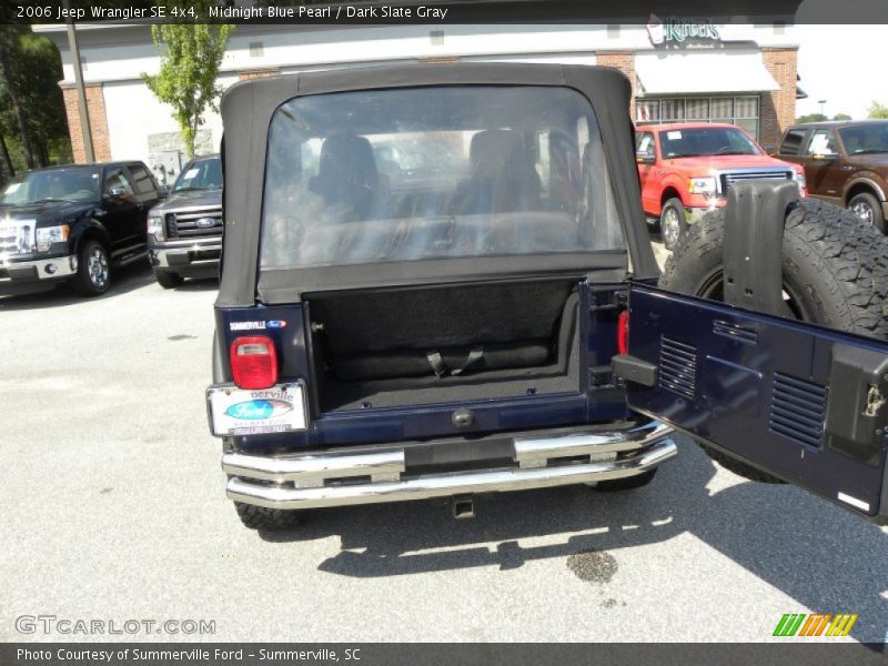 Midnight Blue Pearl / Dark Slate Gray 2006 Jeep Wrangler SE 4x4