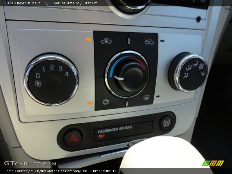 Silver Ice Metallic / Titanium 2011 Chevrolet Malibu LS