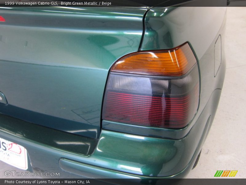 Bright Green Metallic / Beige 1999 Volkswagen Cabrio GLS