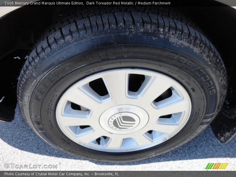 Dark Toreador Red Metallic / Medium Parchment 2005 Mercury Grand Marquis Ultimate Edition
