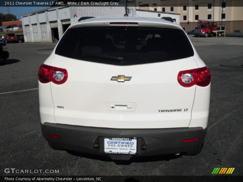 White / Dark Gray/Light Gray 2011 Chevrolet Traverse LT AWD