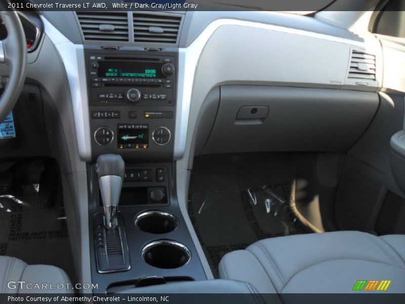 White / Dark Gray/Light Gray 2011 Chevrolet Traverse LT AWD